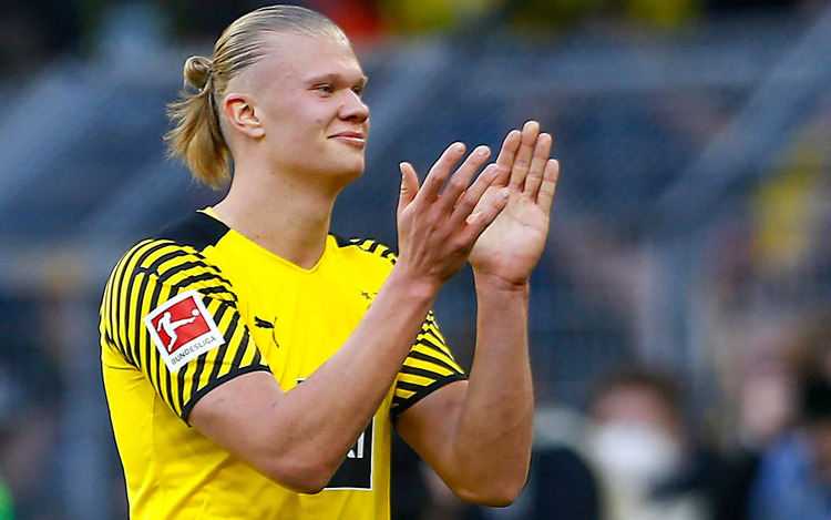 Erling Haaland: แมนเชสเตอร์ซิตี้ตกลงเซ็นสัญญากับกองหน้านอร์เวย์จาก Borussia Dortmund ในราคา 51.2 ล้านปอนด์